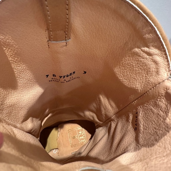 FRYE AND CO. Boots - Picture 5 of 5